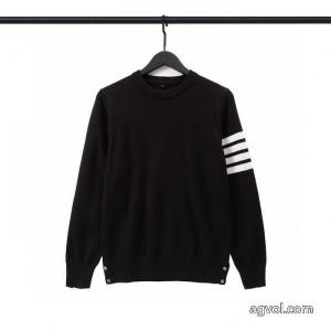 ブランド コピーTHOM BROWNEセーター新作コレクションが登場 人気アイドルオススメ 絶対欲しい