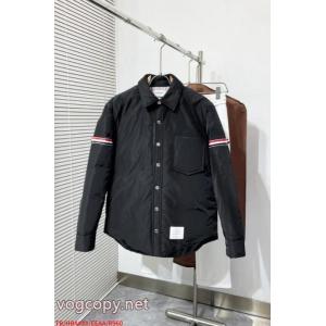 260%正規品新品保証 希少    プレゼントにもピッタリTHOM BROWNEコピー 商品 ブランドダウンジャケット..
