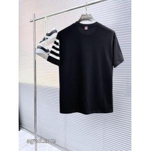THOM BROWNE偽 ブランド 速達EMS便 ついに登場 限定品2026半袖Tシャツ