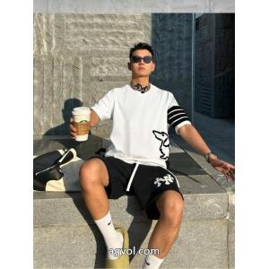 ブランド 偽物 通販Tシャツビックシルエット 今すぐ欲しい 2026即旬な装いにTHOM BROWNE.
