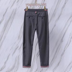 コピー ブランド 通販個性的なデザイン  NEW　新作  春夏らしい華やかブランド ジーンズTHOM BROWNE..