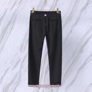 コピー ブランド 通販個性的なデザイン  NEW　新作  春夏らしい華やかブランド ジーンズTHOM BROWNE..