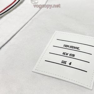 パーカーコピー 品 ブランド残りサイズわずか 個性的な美品 最旬！トムブラウン..