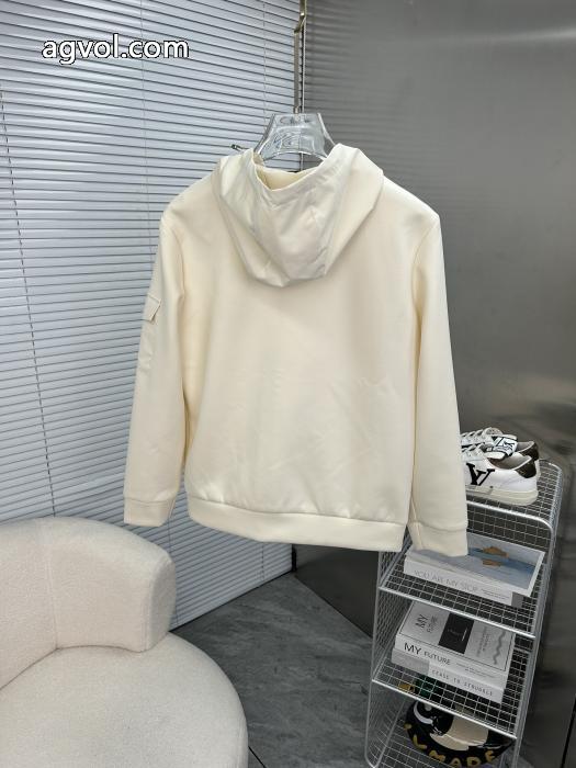 ブランド コピー 販売 コート顧客優待セールVIPセールでお得THOM BROWNE 2