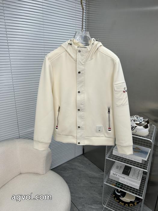 ブランド コピー 販売 コート顧客優待セールVIPセールでお得THOM BROWNE 3