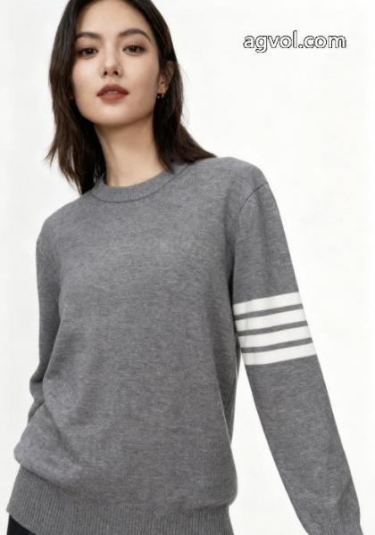 THOM BROWNEセーターコピー 品 ブランド最高ランク 今流行 秋冬季新作品 3
