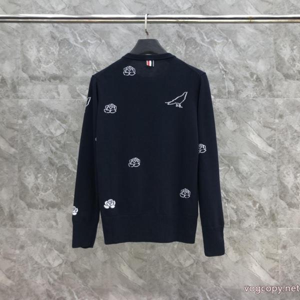 大人の個性を。 ブームは再熱中 人気限定品偽物 ブランド 激安セーターTHOM BROWNE 0