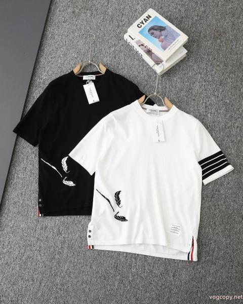 半袖Tシャツコピー ブランド 優良THOM BROWNE大好評アイテム 人気新商品 超カッコイイ 0