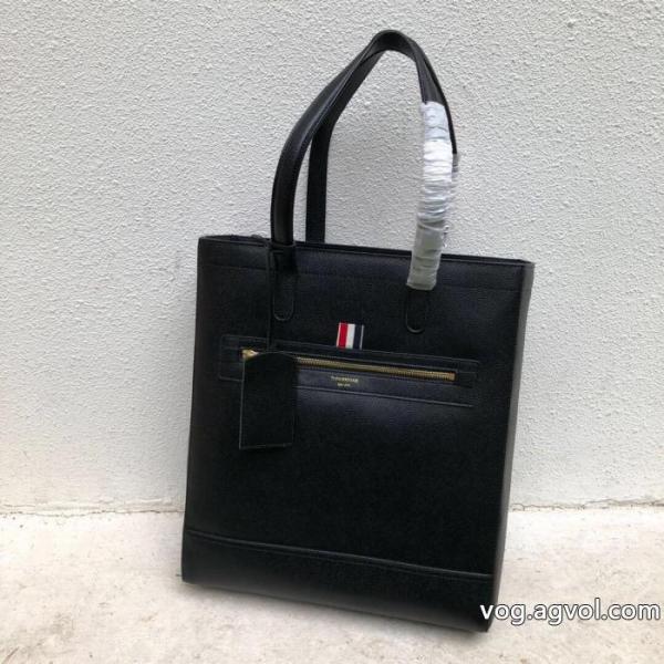 コピー 品 ブランドバッグTHOM BROWNE絶妙な抜け感 日本で先行販売 国内発/関税込. 0 