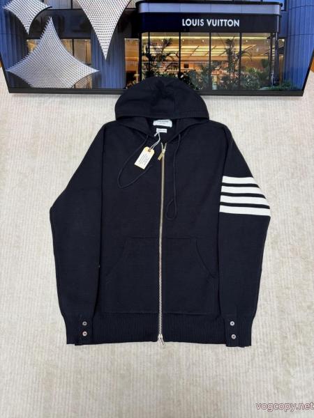 独創的なデザイン 26SS 異素材 ヴィンテージ感スーパー コピー 通販ジャケッTHOM BROWNE.. 0