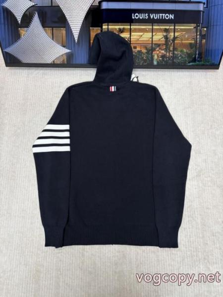 独創的なデザイン 26SS 異素材 ヴィンテージ感スーパー コピー 通販ジャケッTHOM BROWNE.. 2