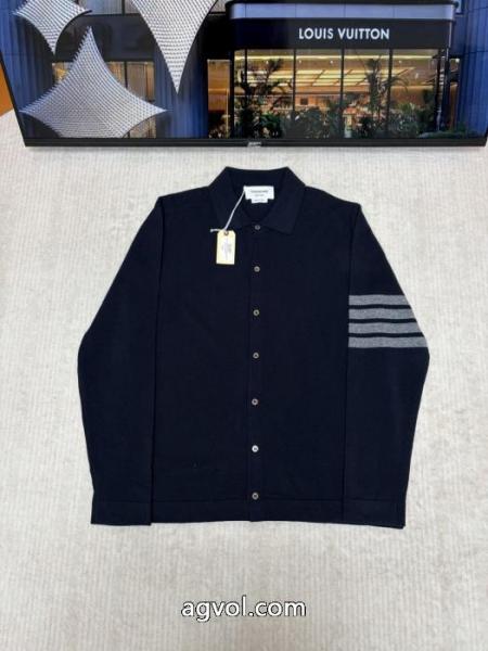 オリジナル 高級感溢れるデザイン デイリー使いに最適トムブラウンブランド 品 激安 通販コート.. 1