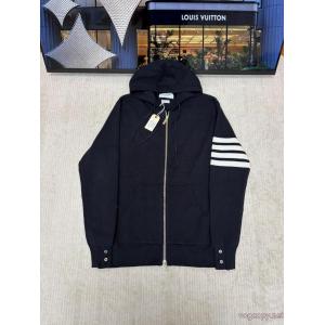 独創的なデザイン 26SS 異素材 ヴィンテージ感スーパー コピー 通販ジャケッTHOM BROWNE..