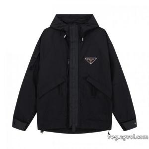 プラダPRADA 2025新作メタリック三角ロゴのペアルックキャップコート